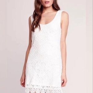 Chic White Floral Lace Mini Dress